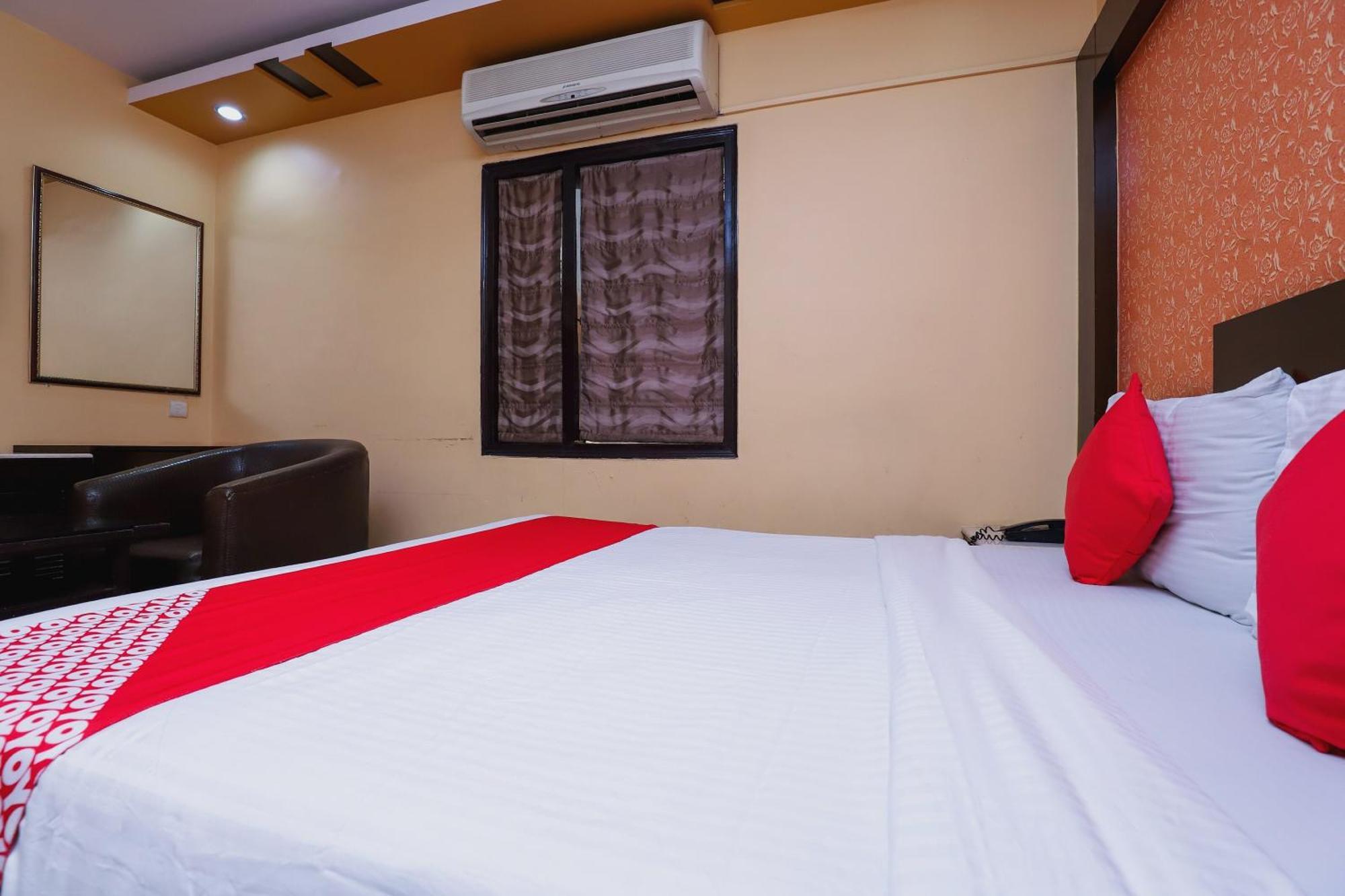 Hotel O J P Inn Near Patel Nagar Metro Station Nuova Delhi Esterno foto